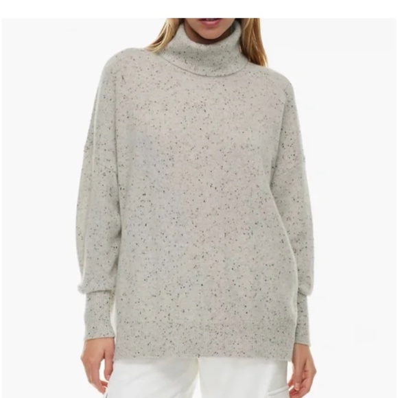 Aritzia/ The Group Babaton Cashmere Caravan Turtleneck. - Picture 2 of 6